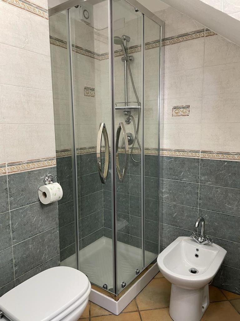 Excellent Rooms Paola'S Olbia Ngoại thất bức ảnh